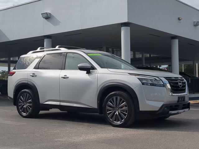 2023 nissan pathfinder sl