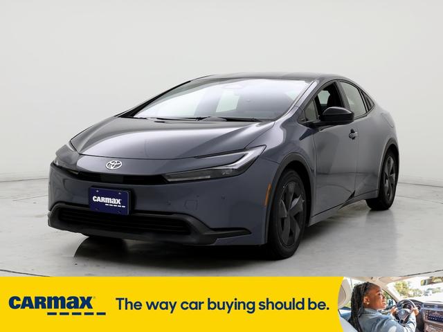 2023 toyota prius le