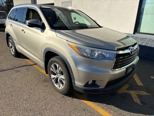 2015 toyota highlander xle