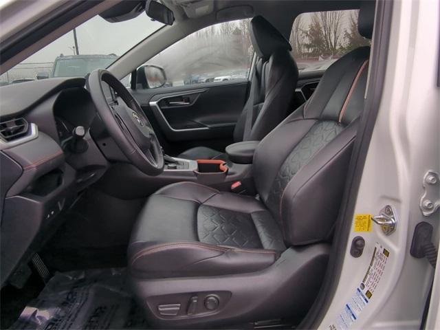 2022 toyota rav4 adventure