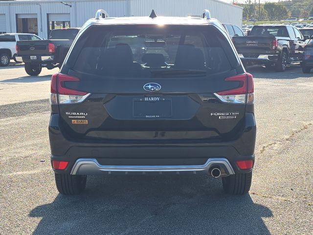 2022 subaru forester touring