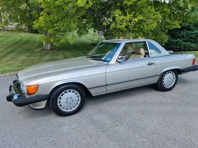 1989 mercedes-benz 560sl with 59k miles