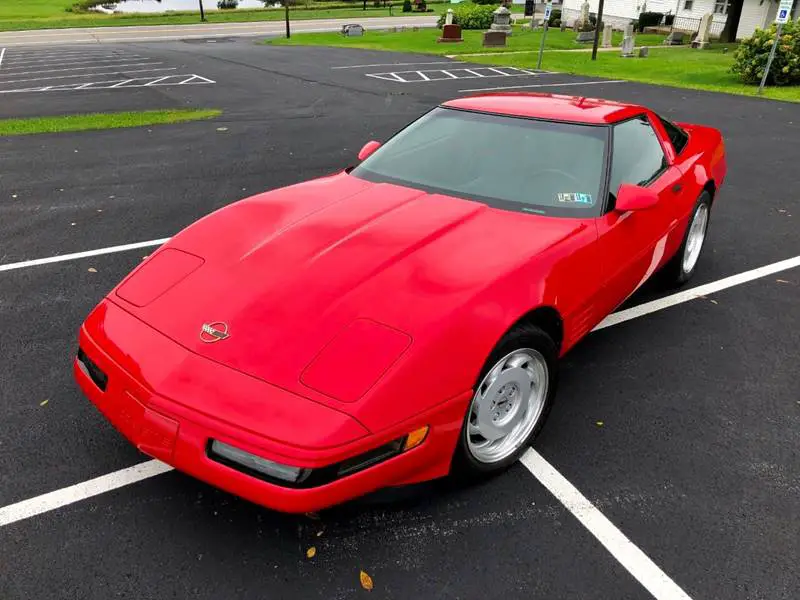 1992 corvette coupe *red/black*30korigmiles*servicehistory/docs*3owner*likenew