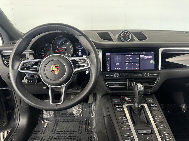 2021 porsche macan base