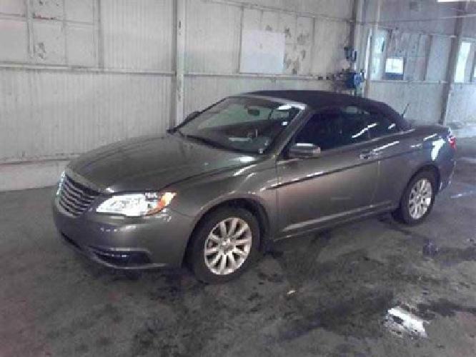 2012 chrysler 200 touring convertible 2d in bedford, oh