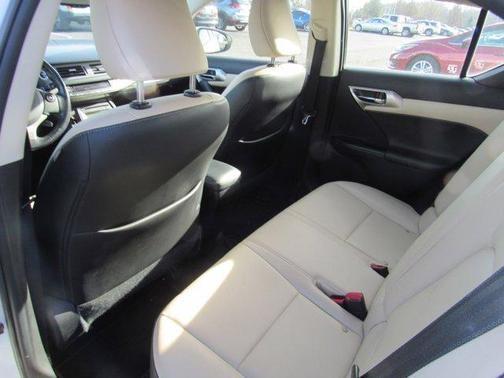 2015 lexus ct 200h in milwaukee, wisconsin