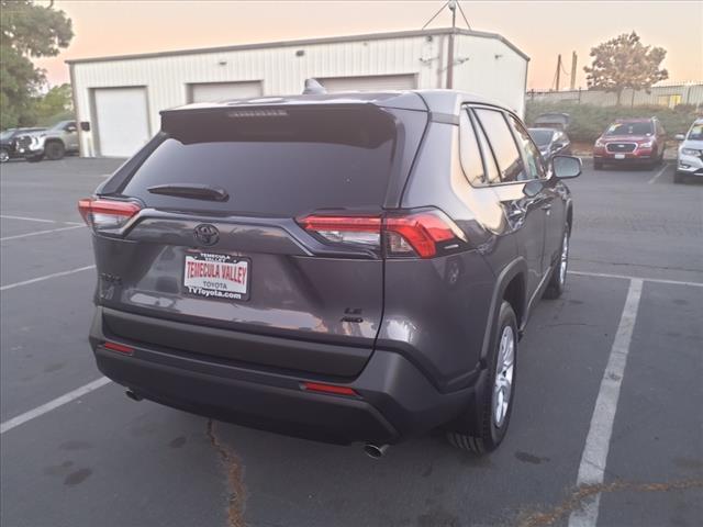 2024 toyota rav4 le