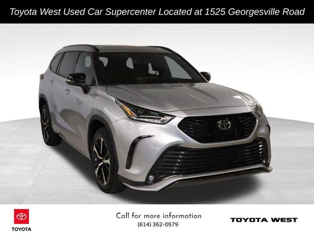 2021 toyota highlander xse