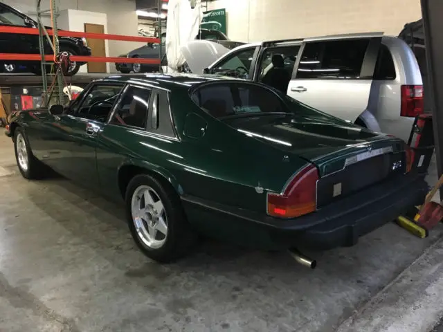1976 jaguar xjs v12 coupe 4 speed manual, weber carbs