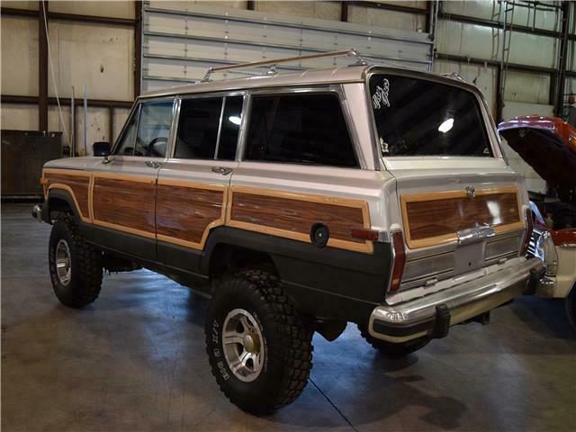 1987 grand wagoneer with 160158 miles, silver suv automatic 5.9 v8