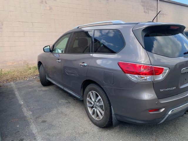 2013 nissan pathfinder sv