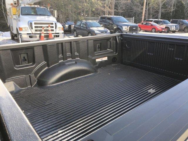 2018 ford f-250 super duty xlt 4x4 xlt 4dr crew cab 8 ft. lb pickup for sale in yarmouth, maine