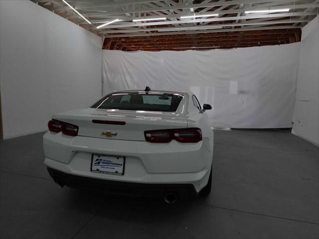 2023 chevrolet camaro 1lt