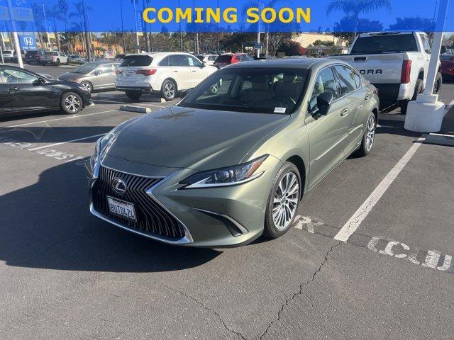 2021 lexus es 300h