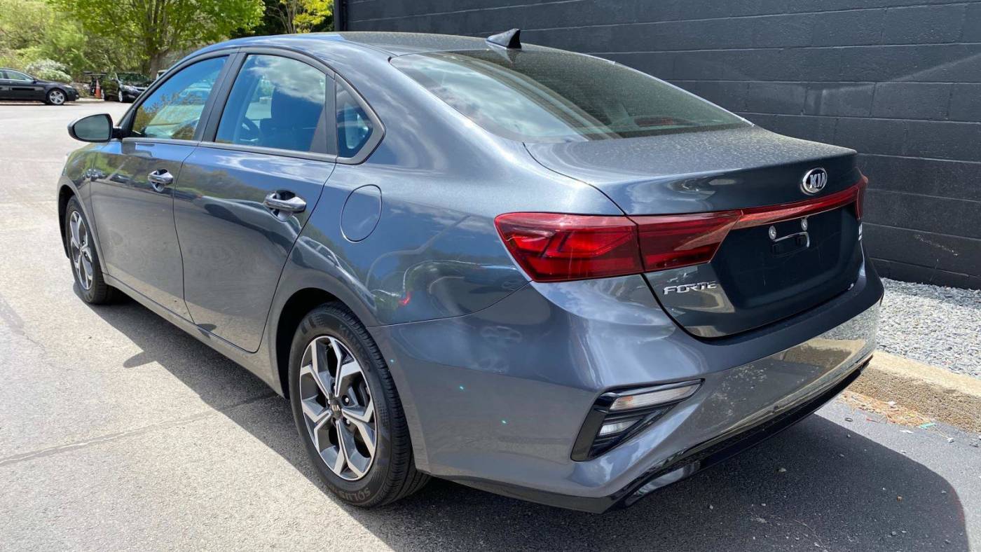 2021 kia forte lxs