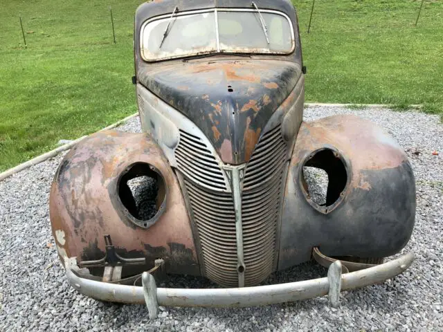 1939 ford sedan-2 door