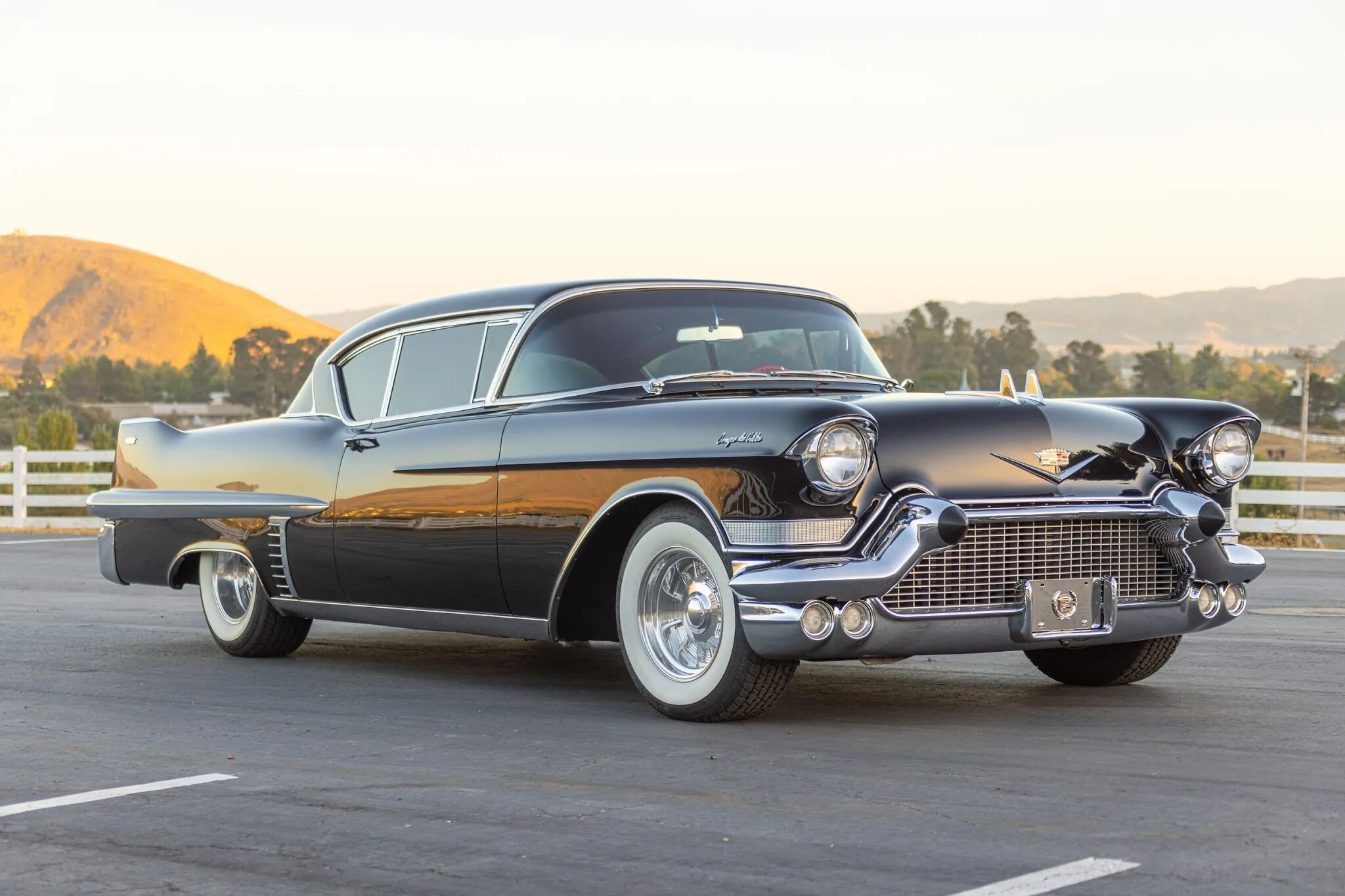 cadillac series 62