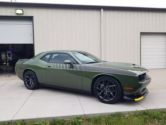 2022 dodge challenger r/t