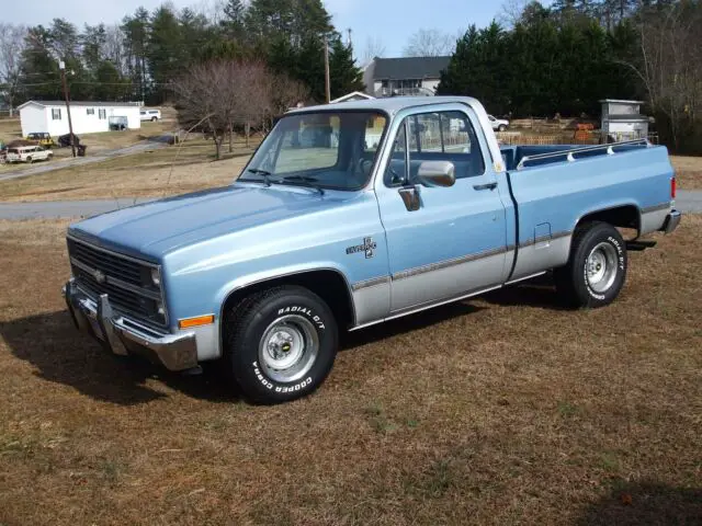 1984 chevy. c-10 reg. cab 4x2 short bed. as new
