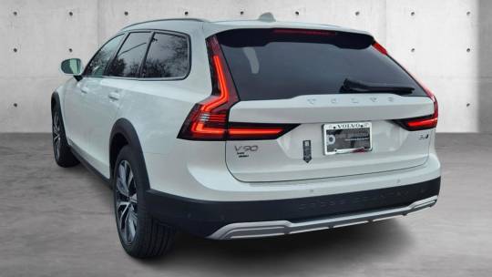 2024 Volvo V90 Cross Country