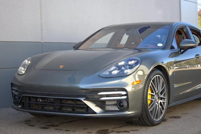 2022 porsche panamera turbo s