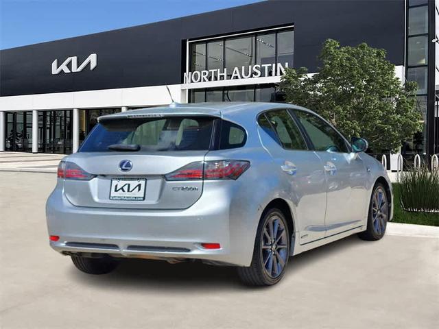 2013 lexus ct 200h base