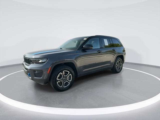 2024 jeep grand cherokee 4xe trailhawk