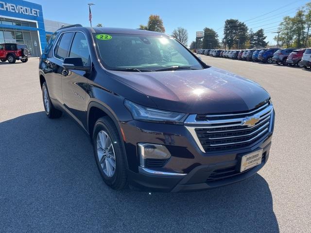 2022 chevrolet traverse lt leather