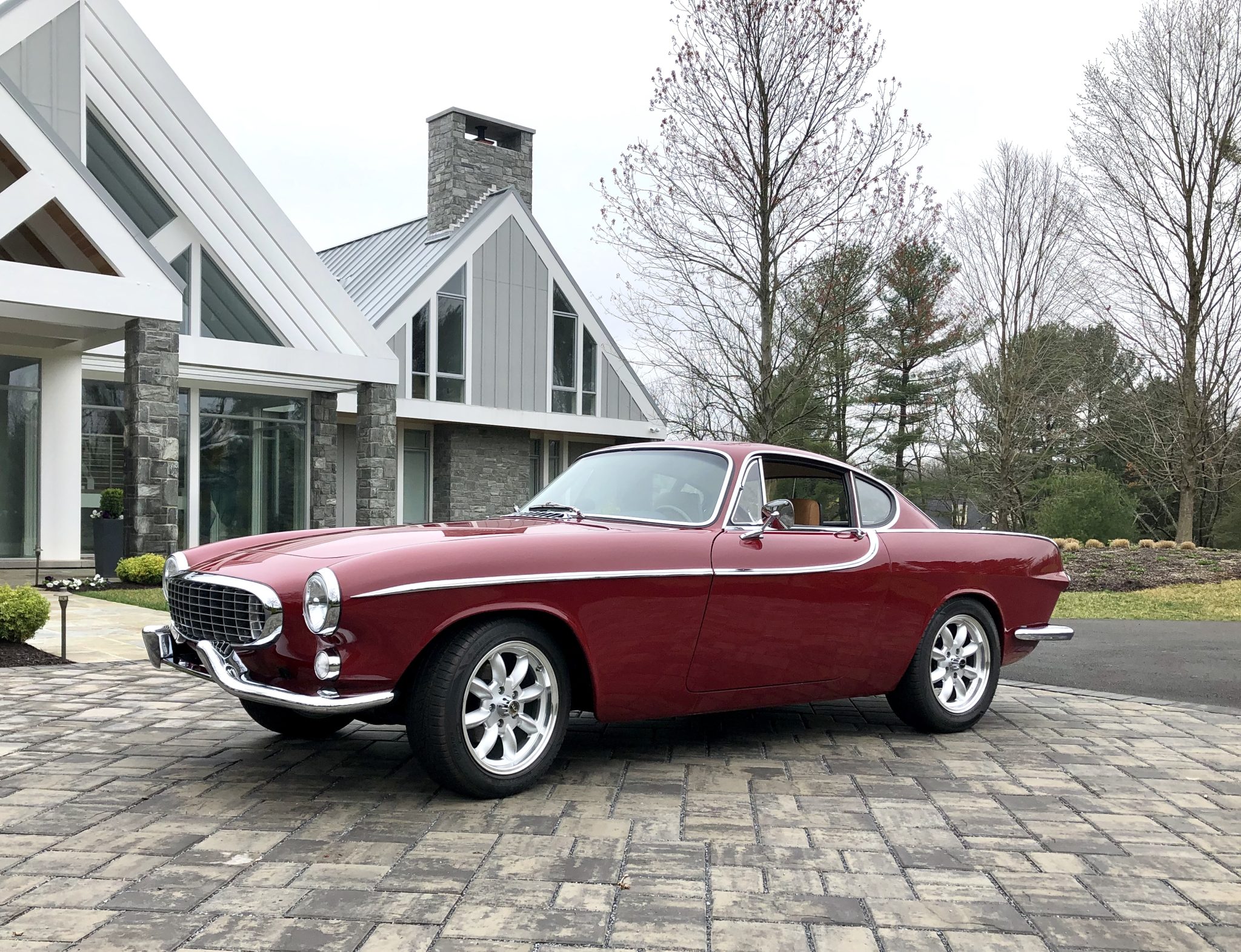 modified 1965 volvo 1800s