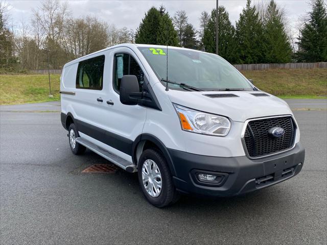 2022 ford transit-250 base