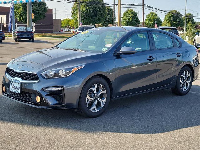 2021 kia forte lxs