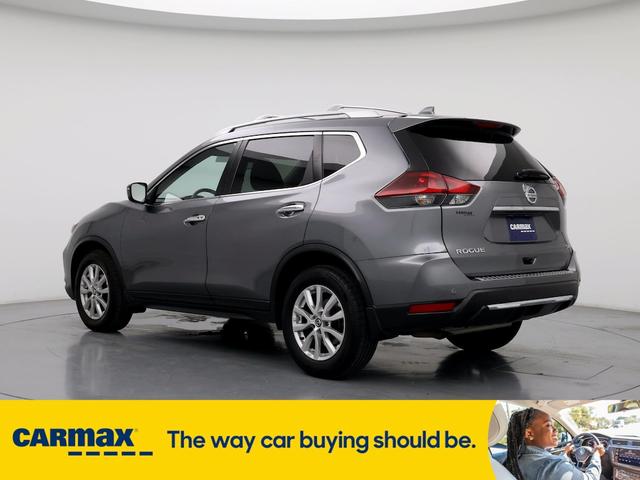 2020 nissan rogue sv