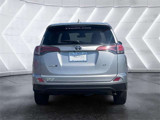 2018 toyota rav4 le