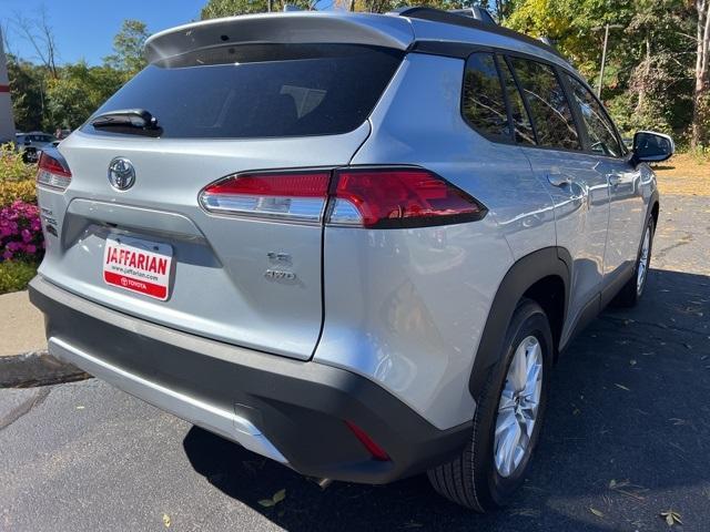 2023 toyota corolla cross le