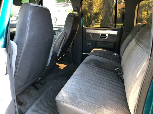 1987 gmc suburban sierra classic 2500 series