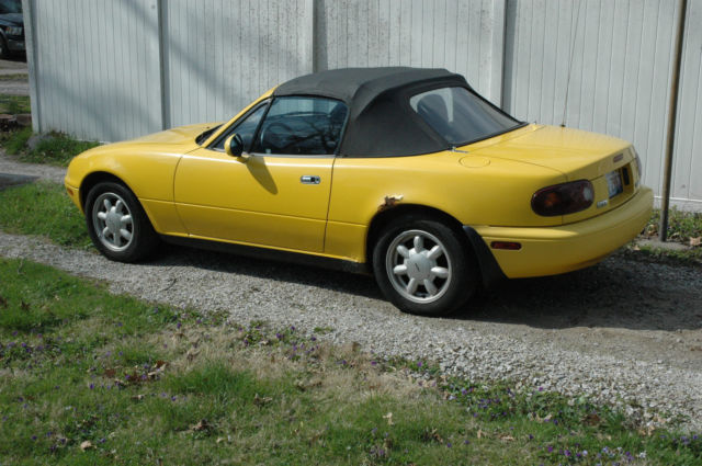 1992 mazda miata mx-5 convertible 5 speed manual yellow