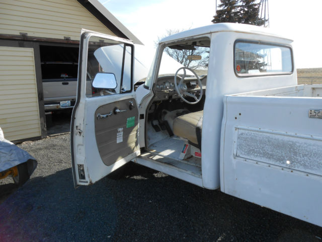 nice 3 owner i.h.california pickup 4x4