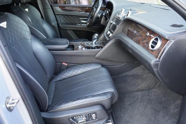 2018 bentley bentayga onyx edition