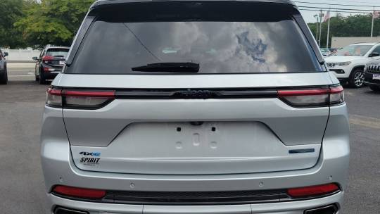 2023 Jeep Grand Cherokee