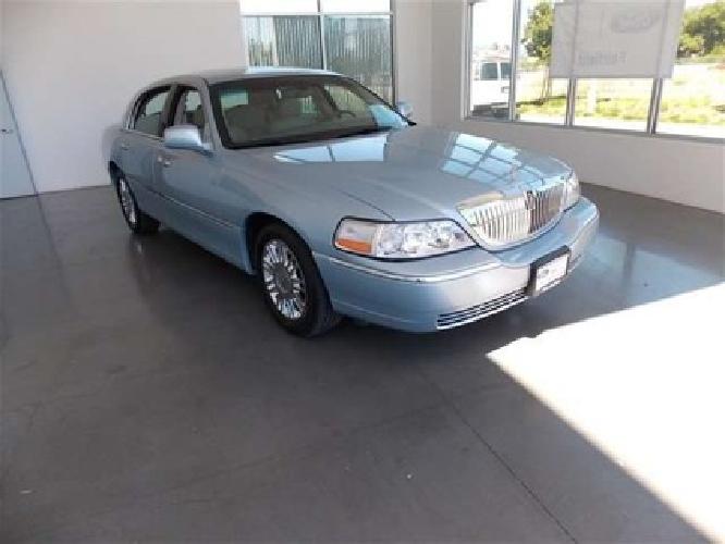 2009 lincoln town car signature limited in fairfield, ca