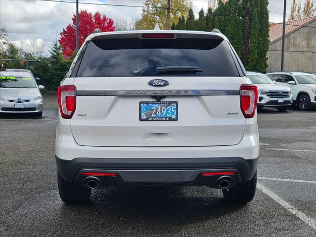 2017 ford explorer xlt