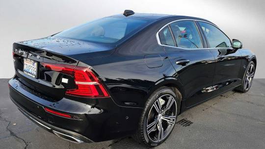 2022 Volvo S60