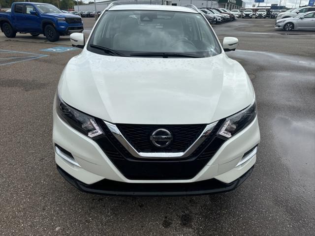 2022 nissan rogue sport sl