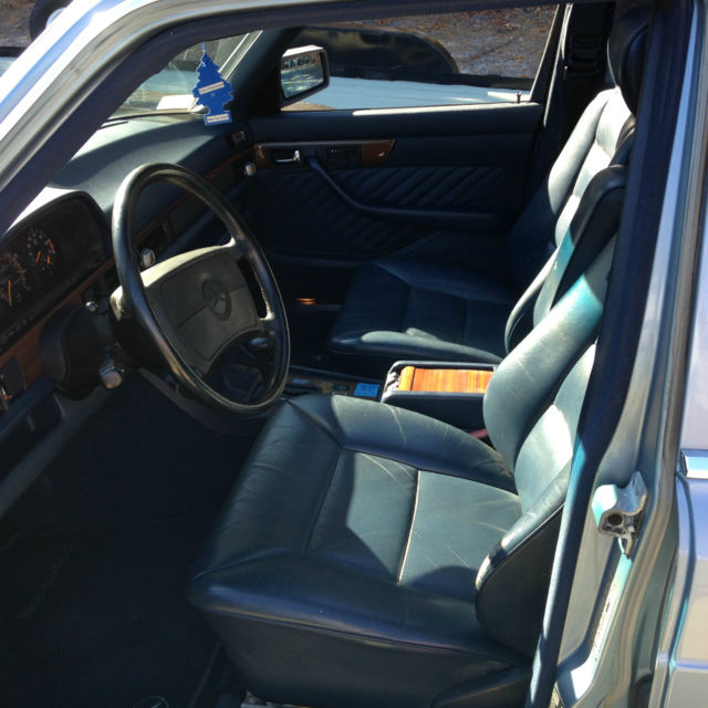 mercedes benz 420 sel a very good car