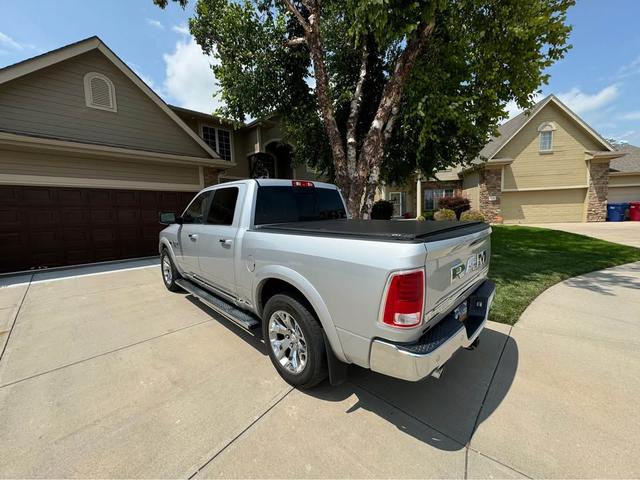 2016 ram 1500 longhorn