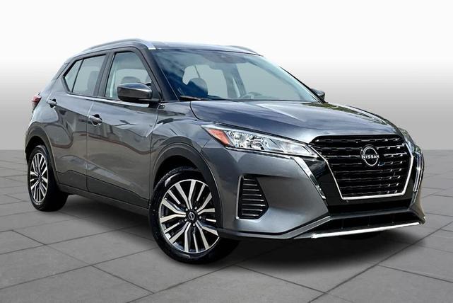 2022 nissan kicks sv