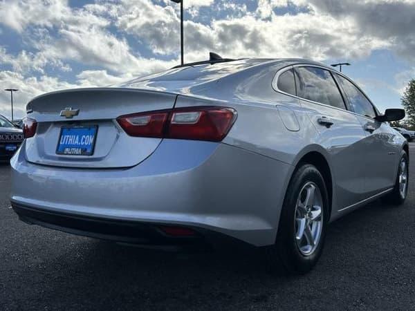 2018 chevrolet malibu in beloit, wisconsin