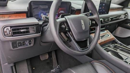 2025 Lincoln Aviator