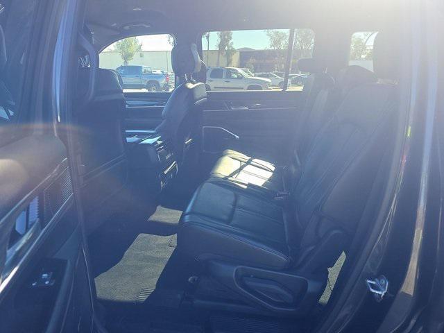2022 jeep wagoneer series ii 4x2