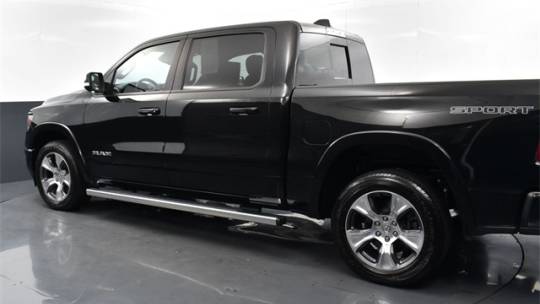2021 ram 1500 laramie crew cab 5'7" box 2wd